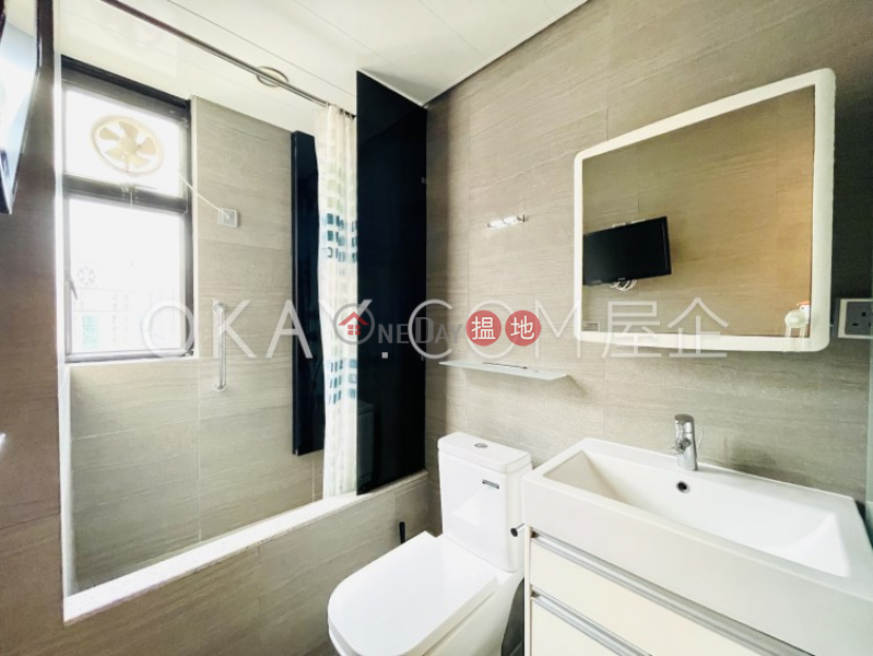 HK$ 10.8M | St Louis Mansion Central District, Nicely kept studio on high floor with rooftop | For Sale