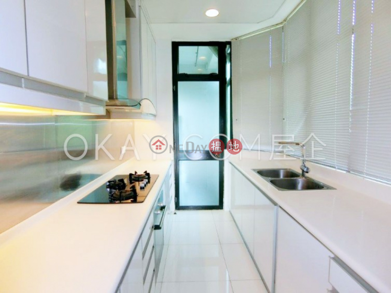 Gorgeous 3 bedroom on high floor with balcony & parking | Rental | Tower 1 37 Repulse Bay Road 淺水灣道 37 號 1座 Rental Listings