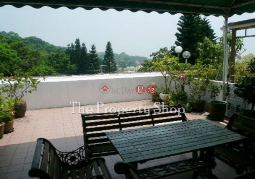 Top Floor Apt with Roof Terrace, Lung Mei Village 龍尾 Sales Listings | Sai Kung (0617)