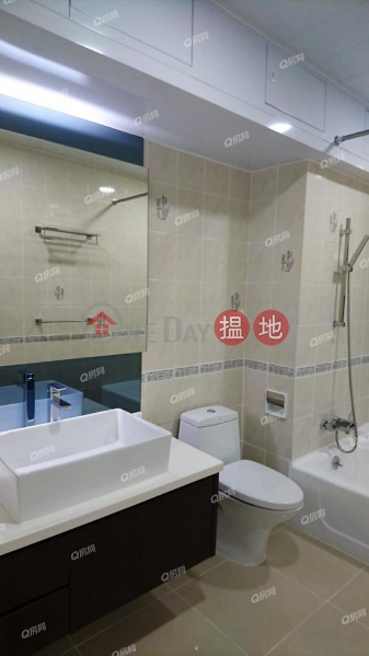 HK$ 28M | The Broadville, Wan Chai District, The Broadville | 3 bedroom Mid Floor Flat for Sale