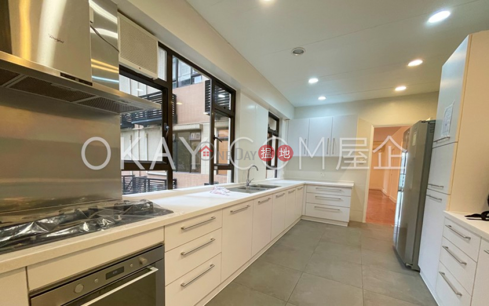 HK$ 77,000/ month, William Mansion Central District, Exquisite 3 bedroom with balcony & parking | Rental