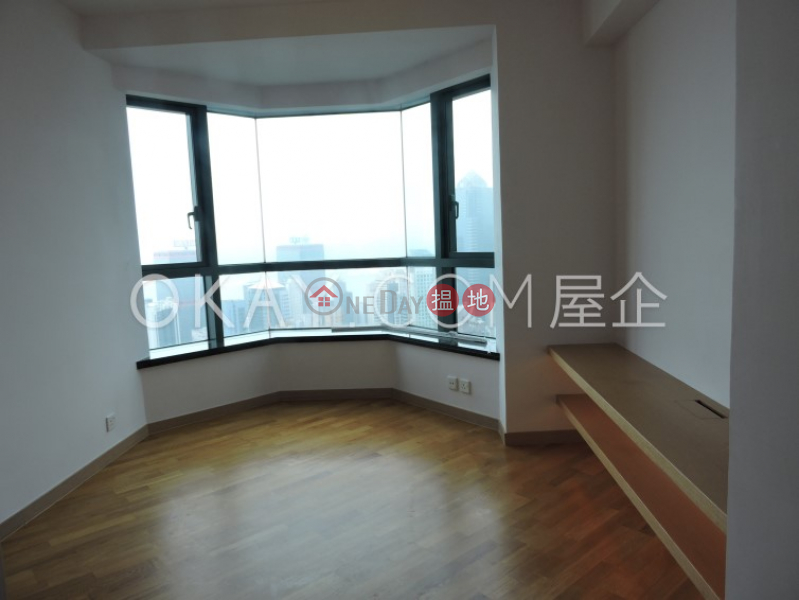 Nicely kept 3 bedroom on high floor with harbour views | Rental | 80 Robinson Road 羅便臣道80號 Rental Listings