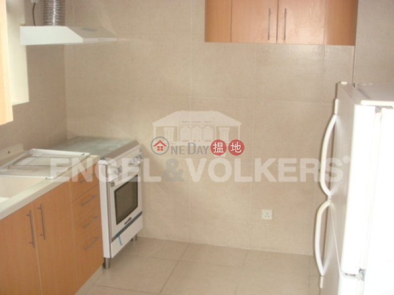 HK$ 53,000/ month Robinson Mansion Western District 3 Bedroom Family Flat for Rent in Mid Levels West