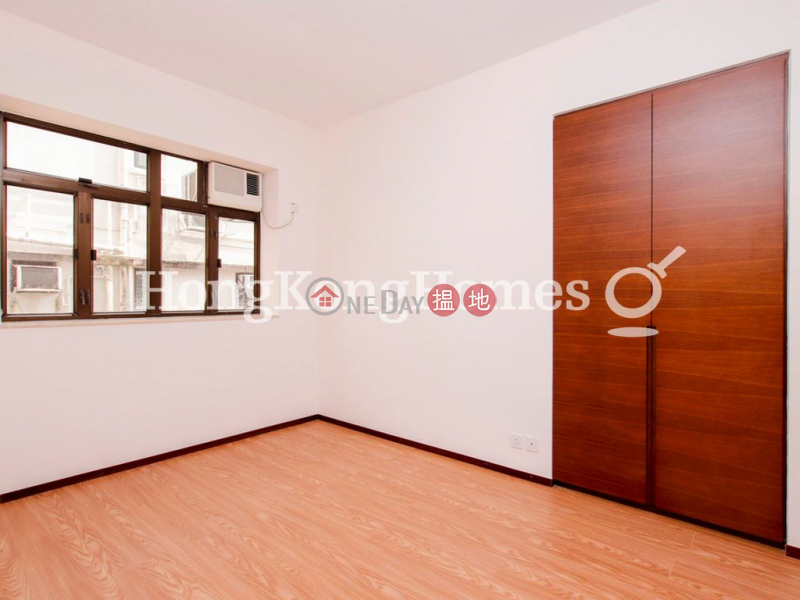 Property Search Hong Kong | OneDay | Residential Rental Listings | 3 Bedroom Family Unit for Rent at Green Village No. 8A-8D Wang Fung Terrace