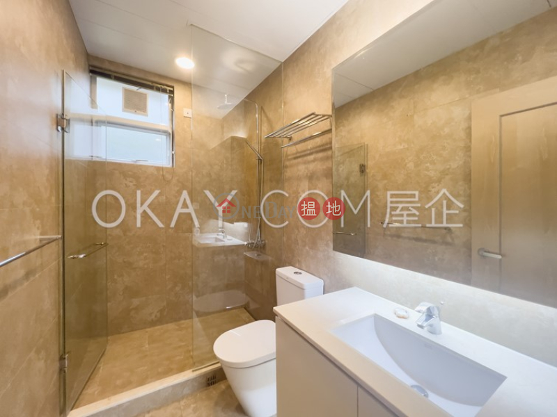 Efficient 4 bedroom with parking | For Sale | Jade House 寶璧大廈 Sales Listings