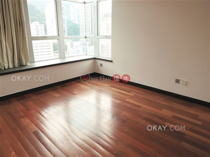 HK$ 25,000/ month | J Residence, Wan Chai District Tasteful 1 bedroom on high floor with balcony | Rental