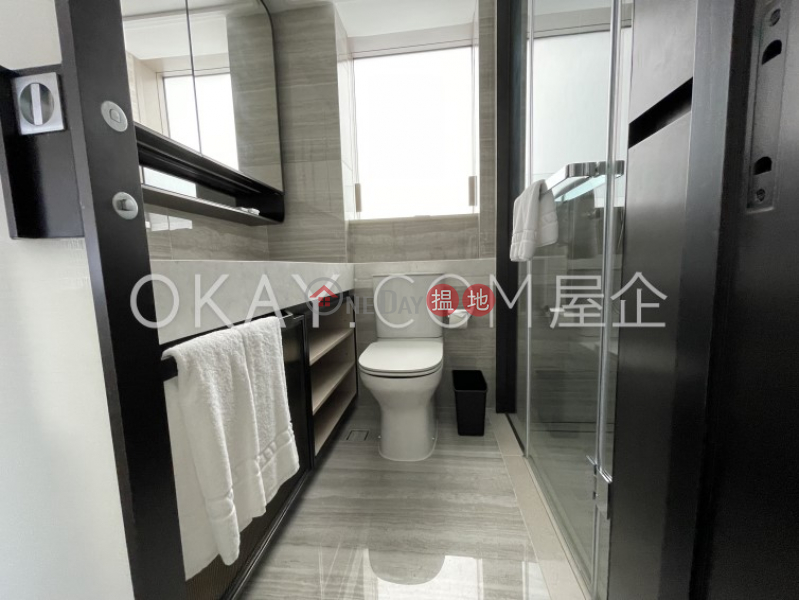 HK$ 63,400/ month, Townplace Soho Western District, Efficient 3 bedroom on high floor with balcony | Rental