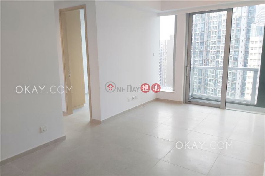 Elegant 2 bedroom with balcony | Rental, Resiglow Pokfulam RESIGLOW薄扶林 Rental Listings | Western District (OKAY-R378631)