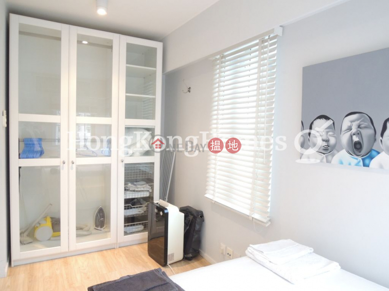 HK$ 21,000/ month Ying Pont Building Central District, 1 Bed Unit for Rent at Ying Pont Building