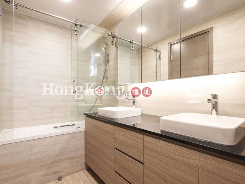 Property Search Hong Kong | OneDay | Residential Rental Listings | 4 Bedroom Luxury Unit for Rent at Pearl Gardens