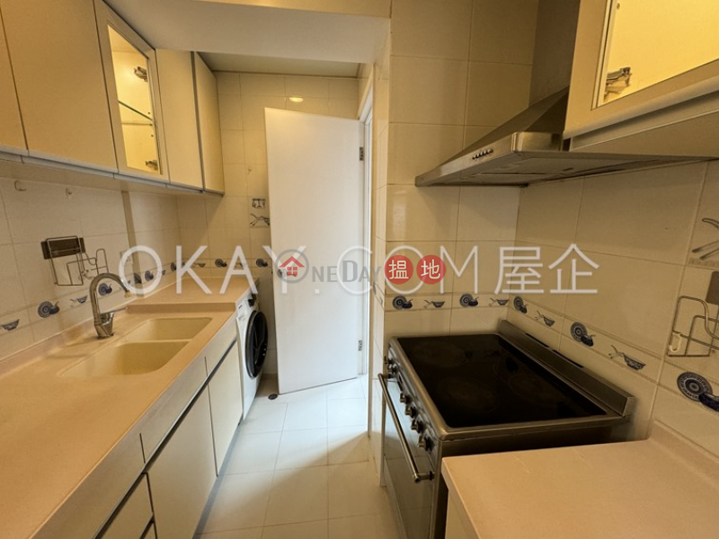 HK$ 39,000/ month, King\'s Garden, Western District Luxurious 3 bedroom with balcony & parking | Rental