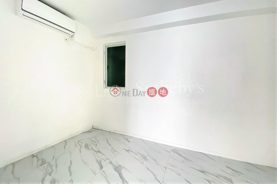 Property for Rent at Phase 3 Villa Cecil with 3 Bedrooms, 216 Victoria Road | Western District, Hong Kong, Rental HK$ 68,800/ month