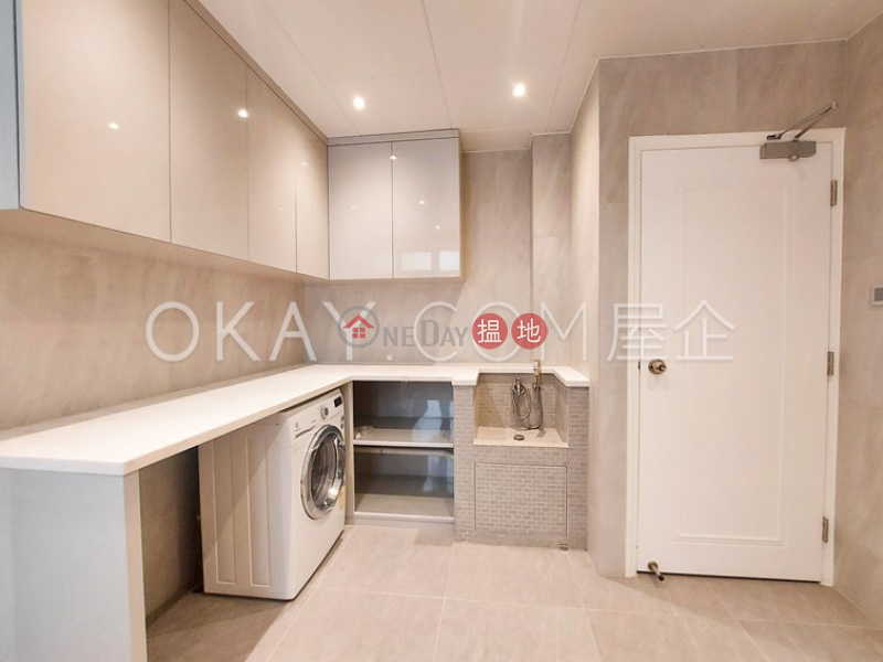 Efficient 3 bedroom on high floor with parking | Rental | Bamboo Grove 竹林苑 Rental Listings