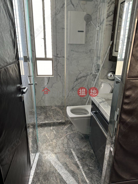 Property Search Hong Kong | OneDay | Residential Sales Listings, Three bedrooms and one apartment in Harbour Pinnacle