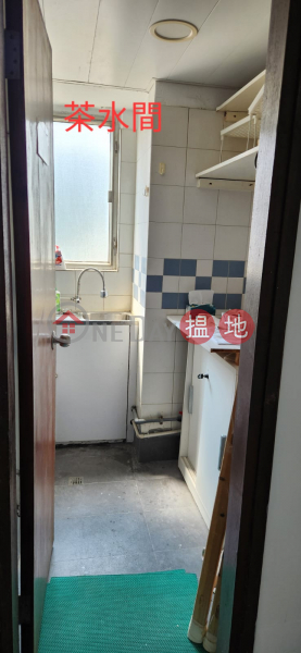 企理,近地鐵,有房,有廁所50葵昌路 | 葵青-香港出租-HK$ 16,800/ 月