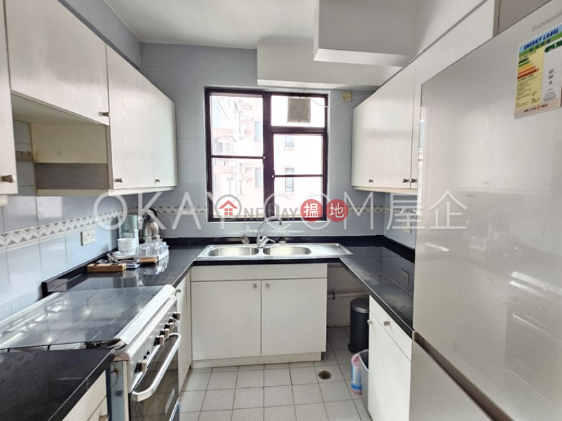 Charming 3 bedroom with balcony | Rental, Hong Kong Baptist University Staff Quarters 香港浸會大學職員宿舍 Rental Listings | Sha Tin (OKAY-R804981)
