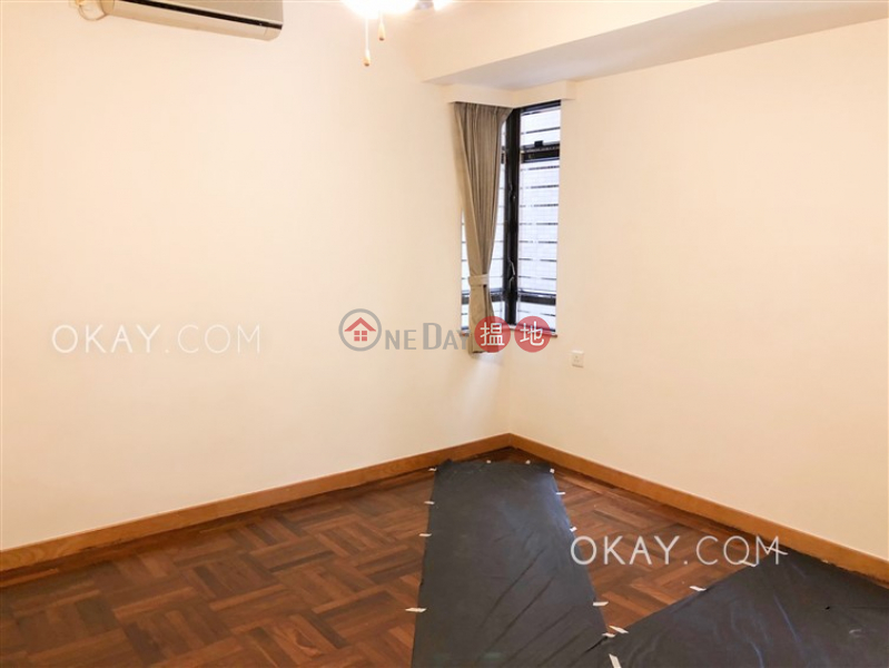 HK$ 47,000/ month | 47-49 Blue Pool Road | Wan Chai District Luxurious 3 bedroom with balcony & parking | Rental