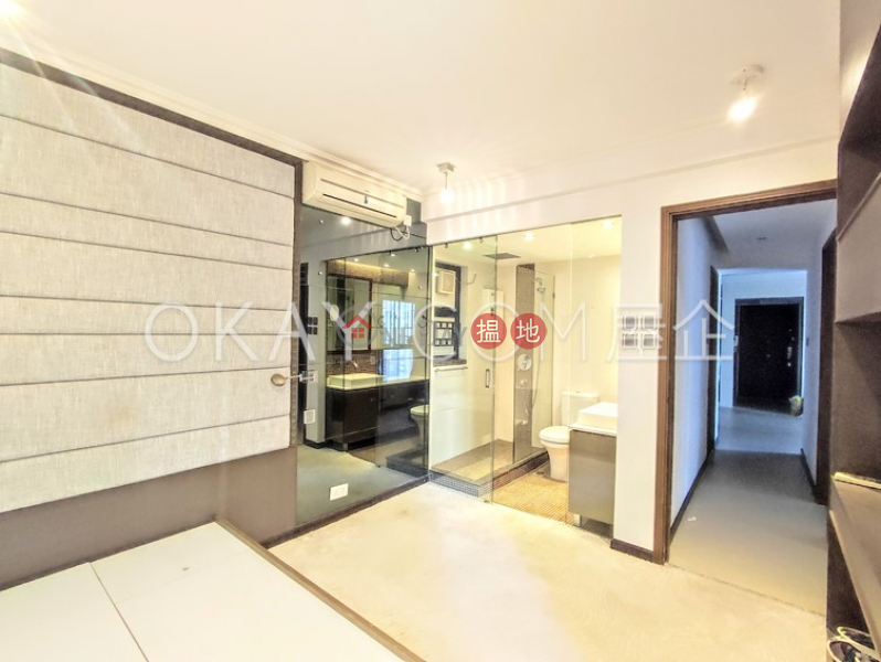 HK$ 36,000/ month Blessings Garden | Western District | Stylish 3 bedroom in Mid-levels West | Rental