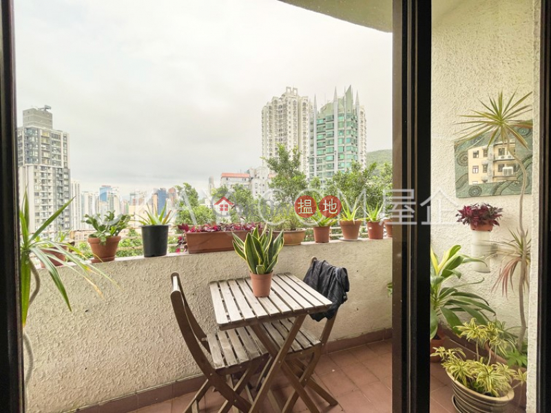 Charming 3 bedroom with balcony & parking | Rental | Grandview Mansion 偉景大廈 Rental Listings