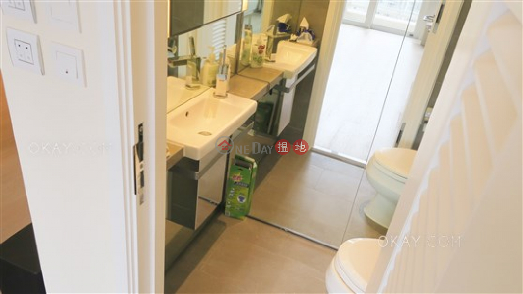 Luxurious 2 bedroom with balcony & parking | For Sale | The Morgan 敦皓 Sales Listings