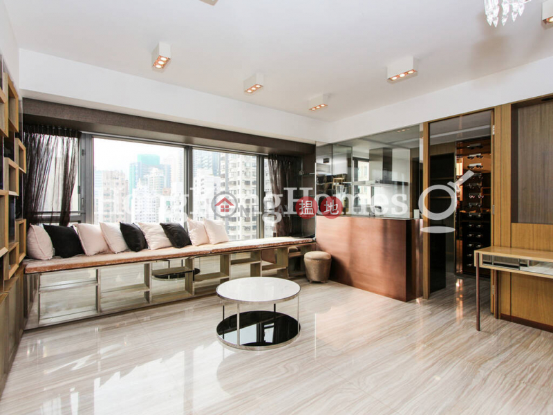 3 Bedroom Family Unit for Rent at Centre Point 72 Staunton Street | Central District | Hong Kong Rental | HK$ 48,000/ month