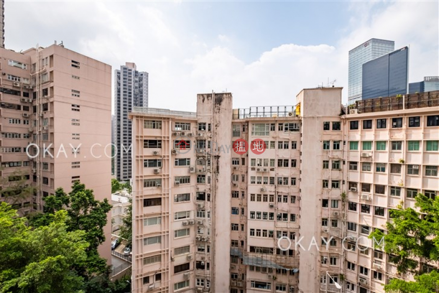 HK$ 35,000/ month, St. Joan Court, Central District Luxurious 1 bedroom with balcony | Rental