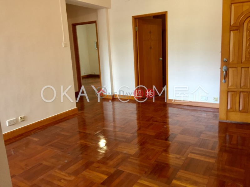 Gorgeous 3 bedroom with parking | Rental, 130-132 Green Lane Court 箕璉閣130-132號 Rental Listings | Wan Chai District (OKAY-R59914)