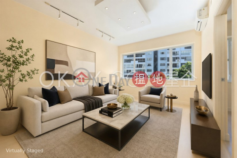 Gorgeous 2 bedroom on high floor with rooftop | Rental | First Mansion 第一大廈 _0