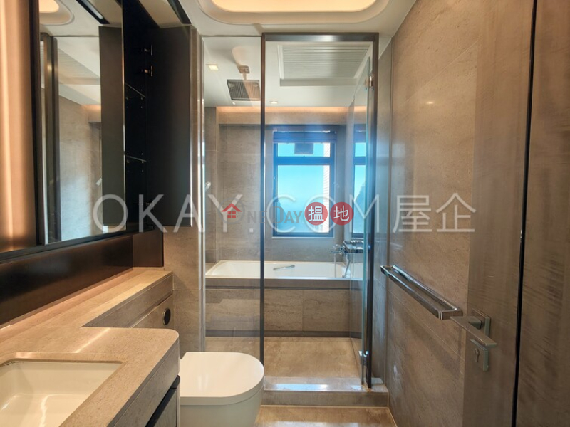 HK$ 180,000/ month, Dynasty Court Central District | Lovely 4 bedroom on high floor with sea views & parking | Rental
