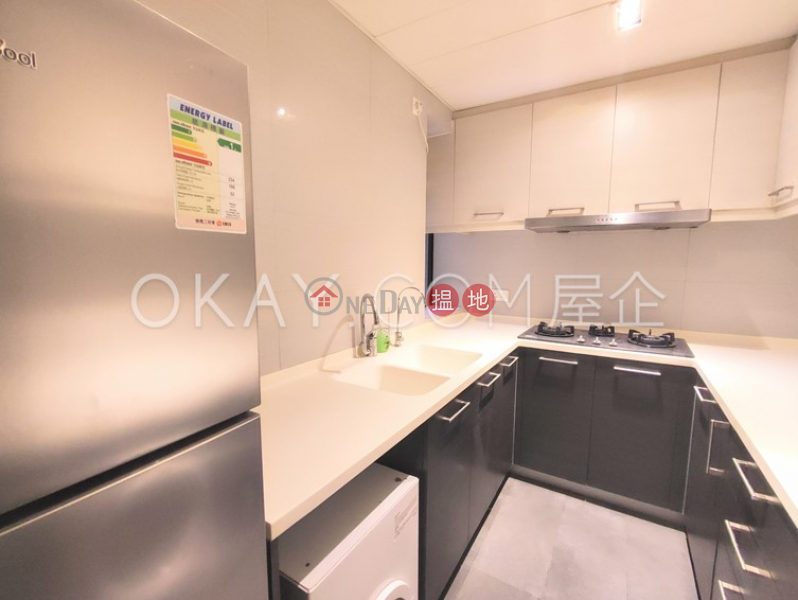 Nicely kept 3 bedroom in Mid-levels West | For Sale | Blessings Garden 殷樺花園 Sales Listings