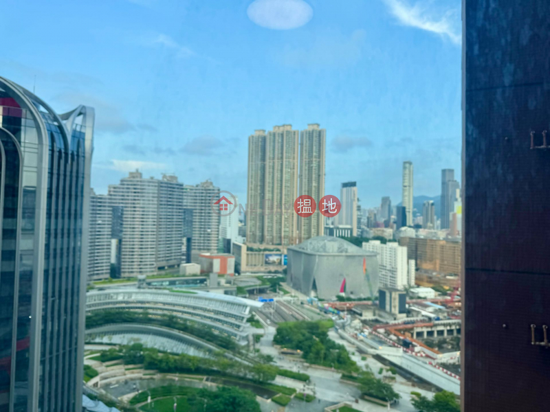 向東星級會所1柯士甸道西 | 油尖旺|香港出租-HK$ 36,000/ 月