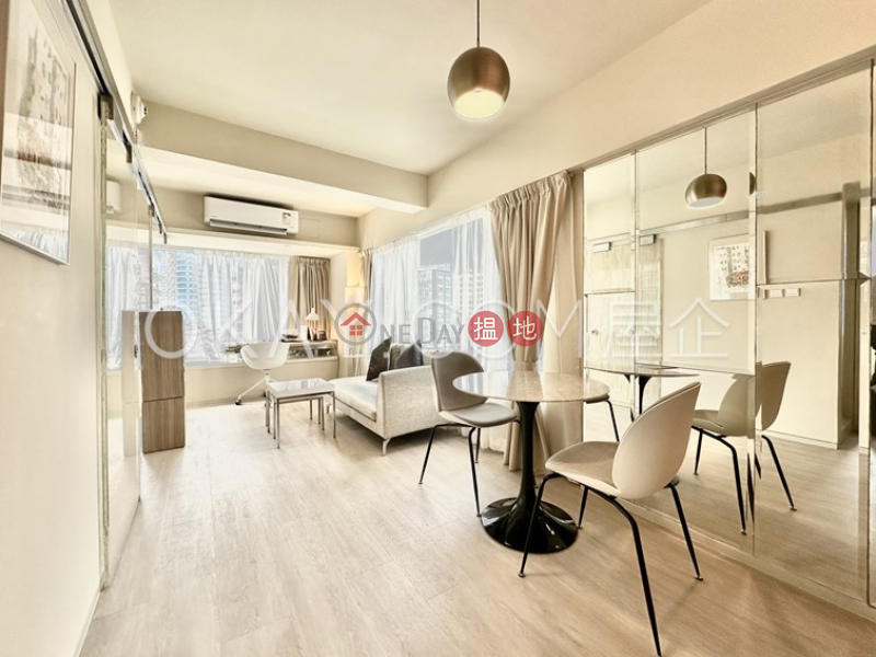 Cozy 1 bedroom in Wan Chai | Rental, The Johnston Suites 囍寓 Rental Listings | Wan Chai District (OKAY-R747721)