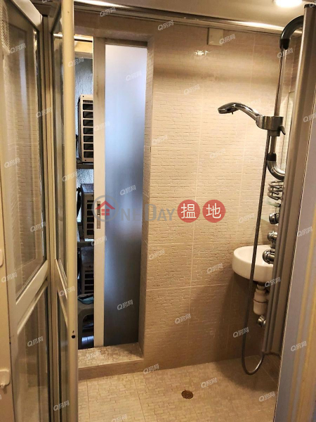 HK$ 31,000/ month Tower 8 Island Resort, Chai Wan District, Tower 8 Island Resort | 2 bedroom Low Floor Flat for Rent