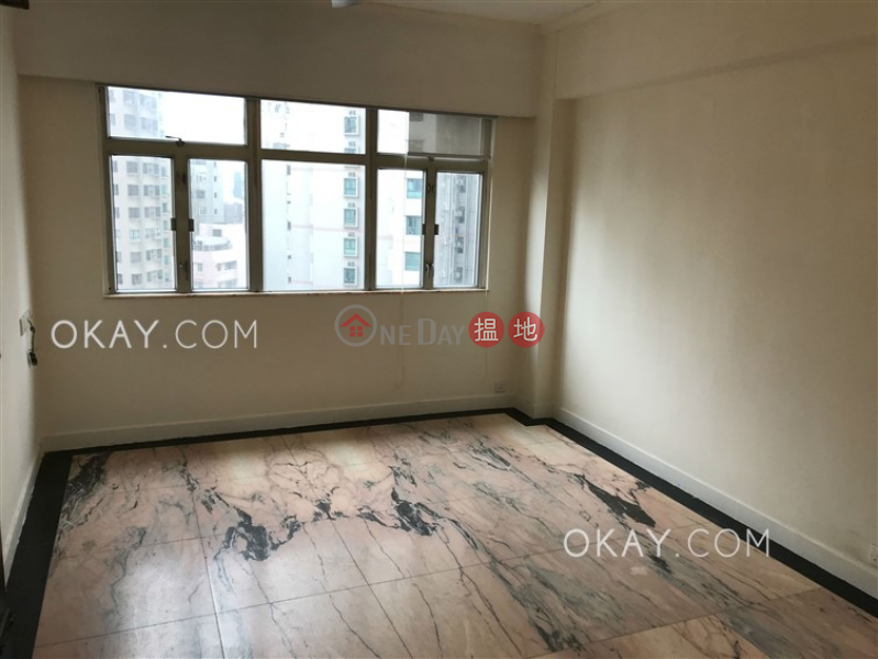 Elegant 3 bedroom on high floor with rooftop | Rental | Honiton Building 漢寧大廈 Rental Listings