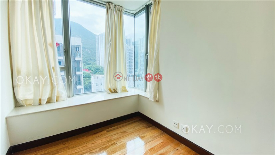 HK$ 26,000/ month, Grand Garden, Eastern District, Unique 3 bedroom on high floor with balcony | Rental