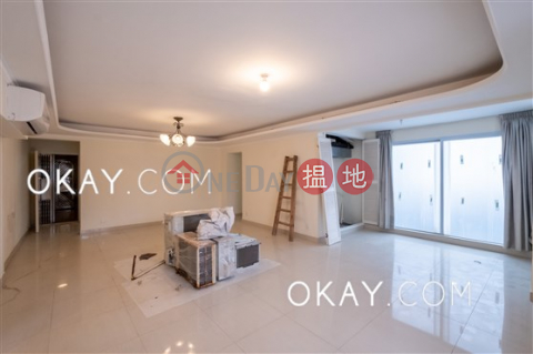 Charming 3 bedroom with harbour views & balcony | Rental | Victoria Centre Block 2 維多利中心 2座 _0
