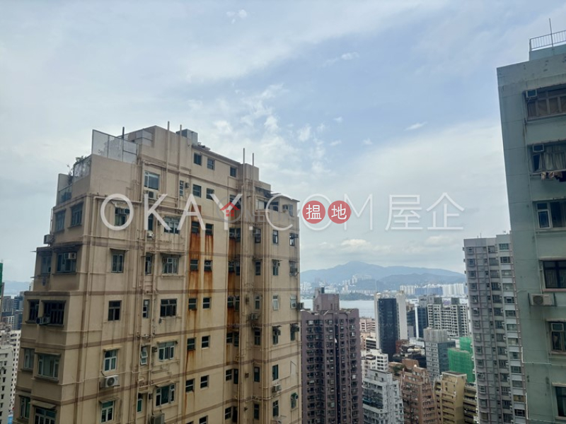 Intimate 3 bedroom on high floor | For Sale | Chatswood Villa 萬翠花園 Sales Listings