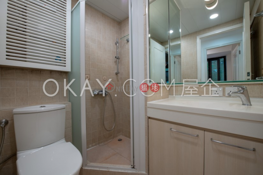 HK$ 26,000/ month, Richview Villa | Wan Chai District, Generous 1 bedroom with terrace | Rental