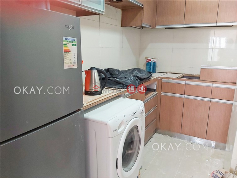 HK$ 42,000/ month, Yee Hing Mansion Wan Chai District, Lovely 3 bedroom with balcony | Rental