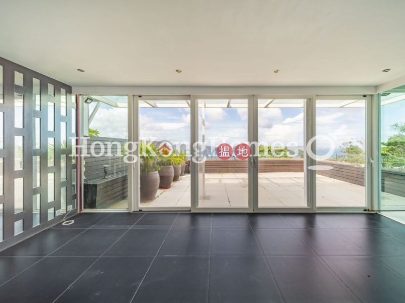Property Search Hong Kong | OneDay | Residential | Rental Listings 4 Bedroom Luxury Unit for Rent at Dragon Lake Villa