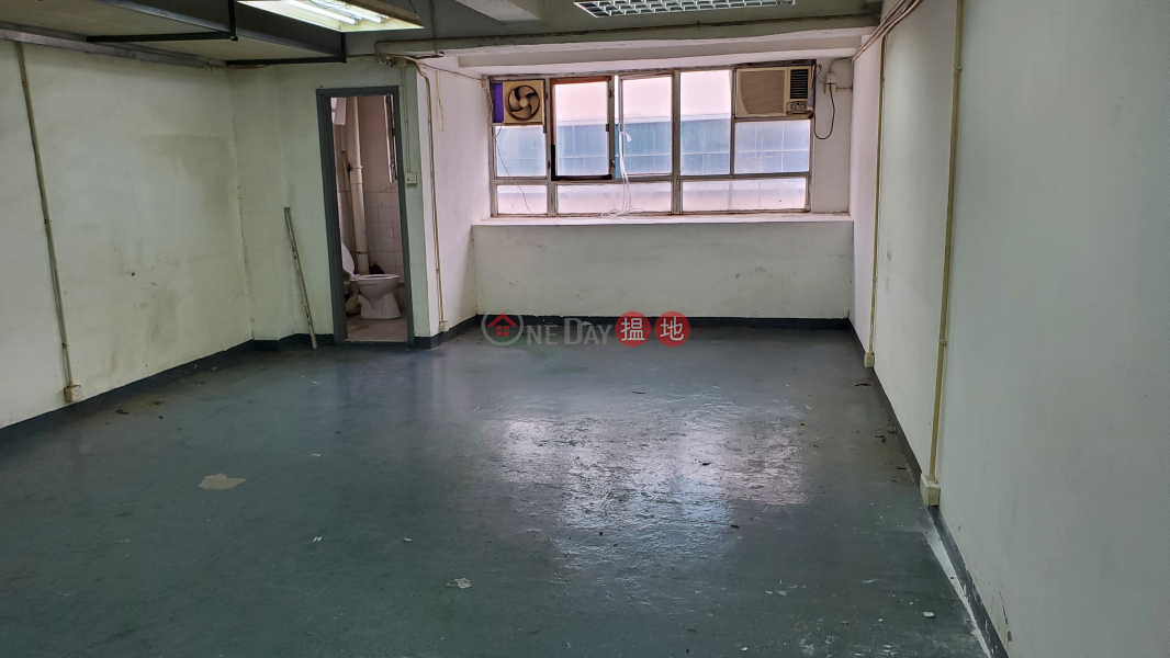 貨倉裝修,交通方便11建發街 | 屯門-香港-出租|HK$ 8,200/ 月