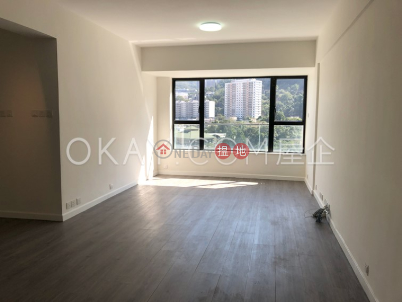 Lovely 3 bedroom on high floor with parking | For Sale | Winfield Gardens 永富苑 Sales Listings