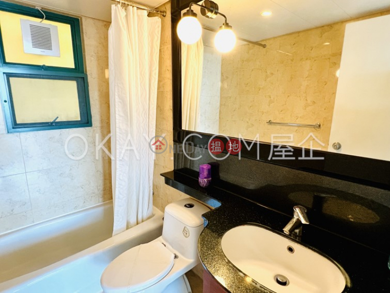 Charming 2 bedroom on high floor with balcony | Rental | Discovery Bay, Phase 13 Chianti, The Barion (Block2) 愉景灣 13期 尚堤 珀蘆(2座) Rental Listings