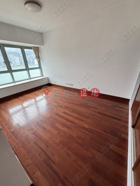 HK$ 27M | The Harbourside Tower 1, Yau Tsim Mong | Three bedrooms, one suite, and one study in The Harbourside
