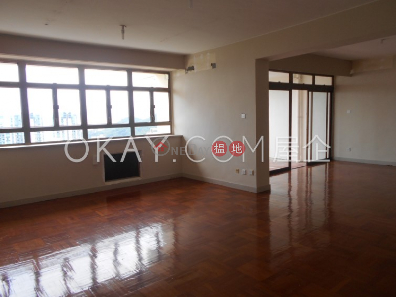 Lovely 3 bedroom with parking Rental, 111 Mount Butler Road Block CD