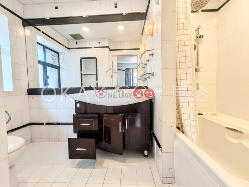 Efficient 3 bed on high floor with balcony & parking | Rental | Palm Court 棕櫚閣 Rental Listings