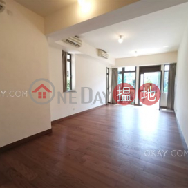 Luxurious house with balcony & parking | For Sale | Jade Grove 琨崙 _0