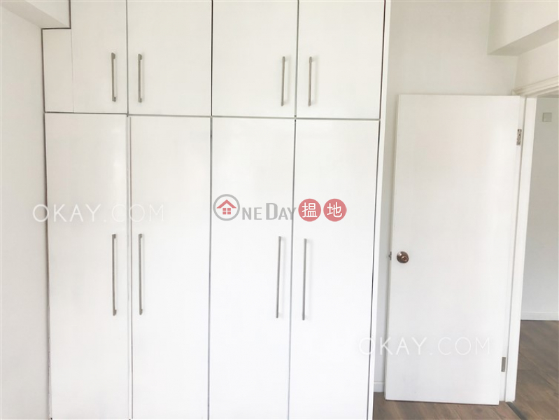 HK$ 25,000/ month | Pioneer Court, Wan Chai District, Practical 2 bedroom with racecourse views, balcony | Rental