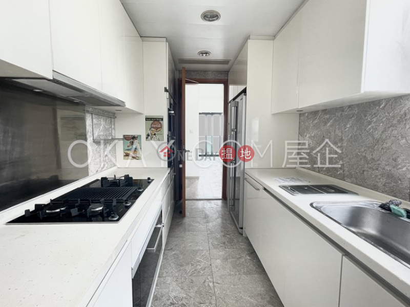 HK$ 53,000/ month, Phase 6 Residence Bel-Air Southern District | Tasteful 3 bedroom with sea views, balcony | Rental