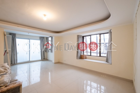 Efficient 3 bedroom with harbour views & balcony | For Sale | Victoria Centre Block 2 維多利中心 2座 _0